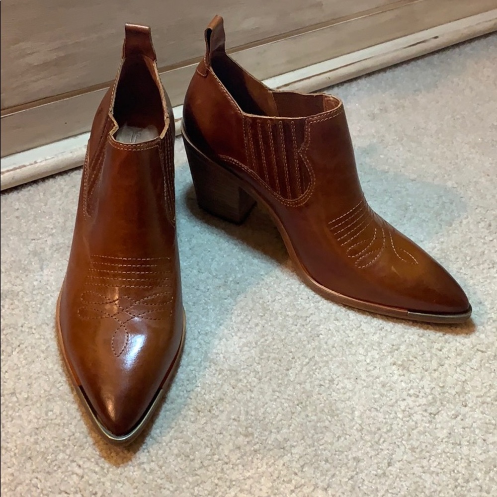FRYE Faye Leather Shootie pointed toe ankle boot - Picture 3 of 9